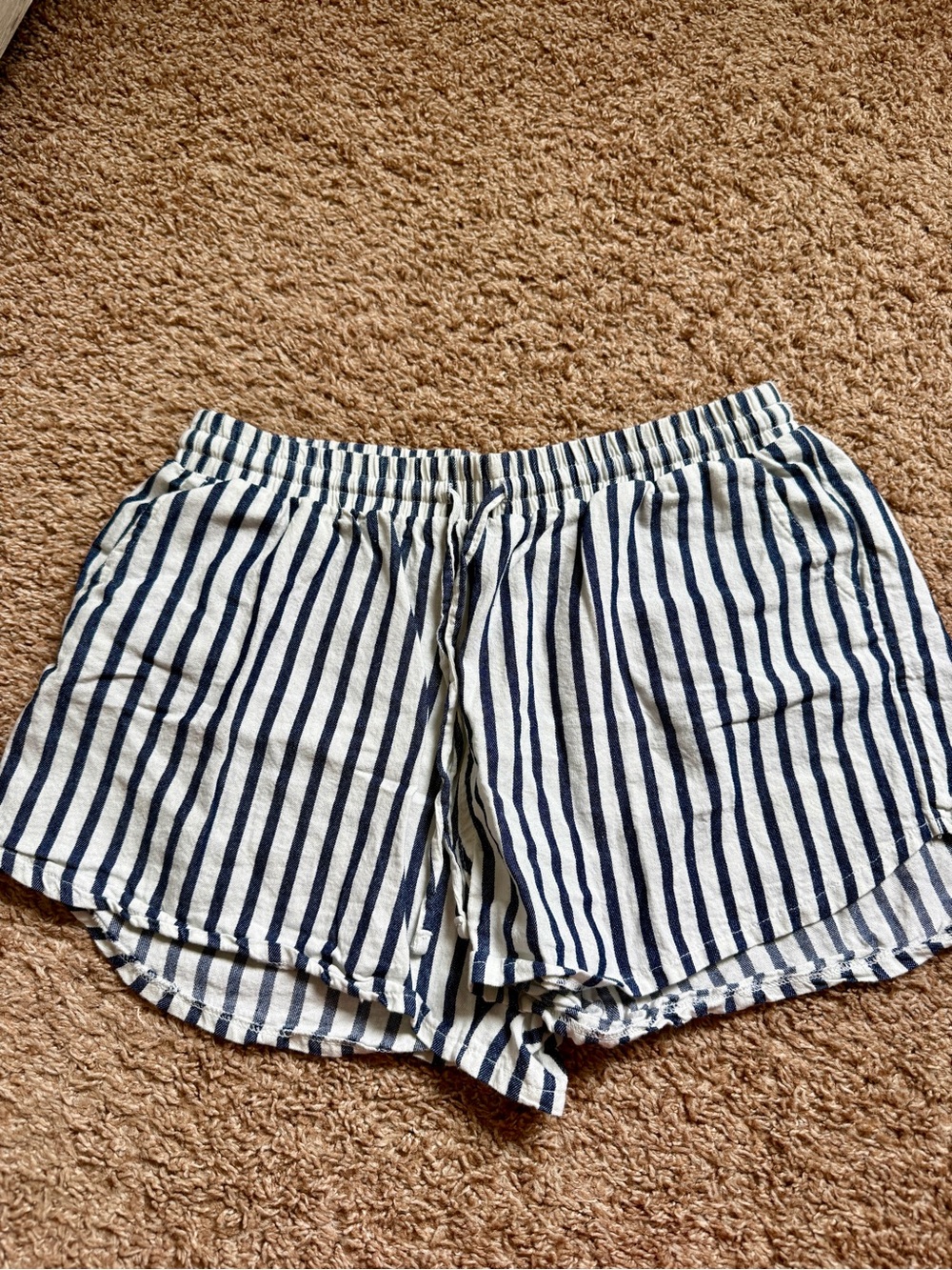universal thread Soft linen shorts blue and white striped